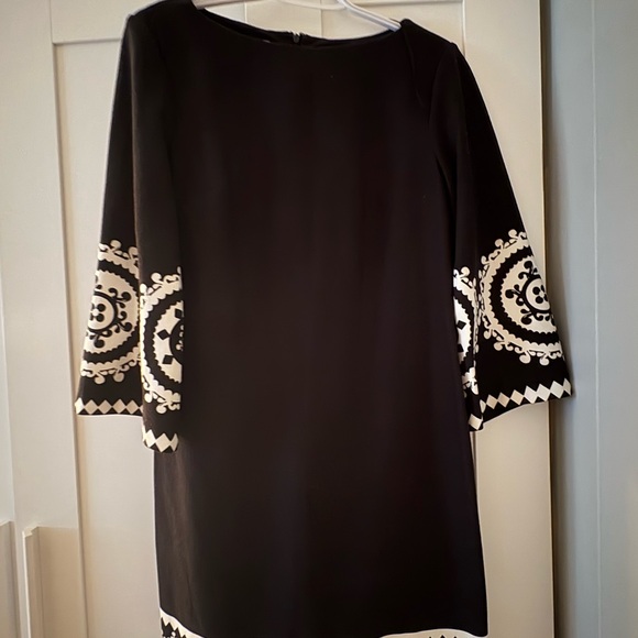 Donna Morgan Black and White Long Sleeve Dress - Picture 1 of 4